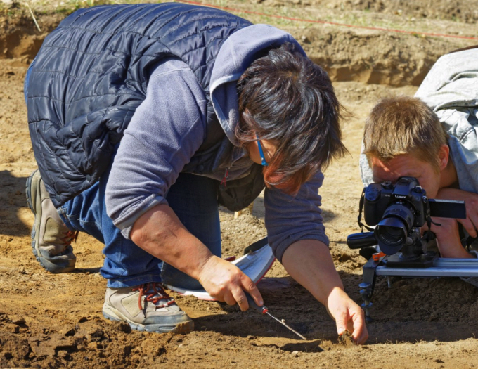Archaeologists